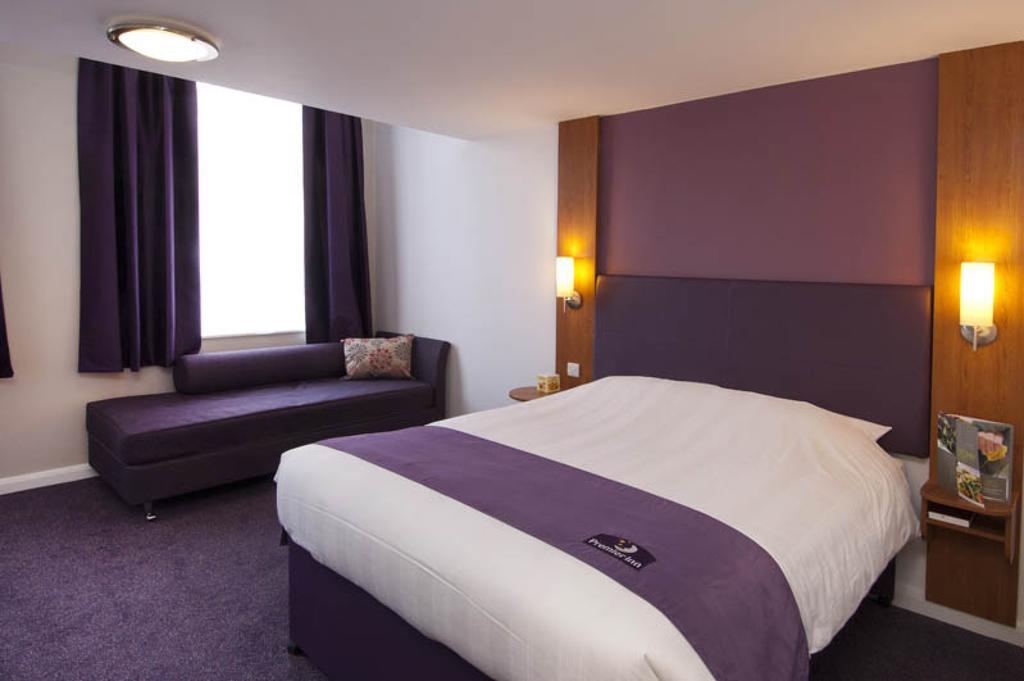 Premier Inn Leamington Spa Town Centre Eksteriør billede