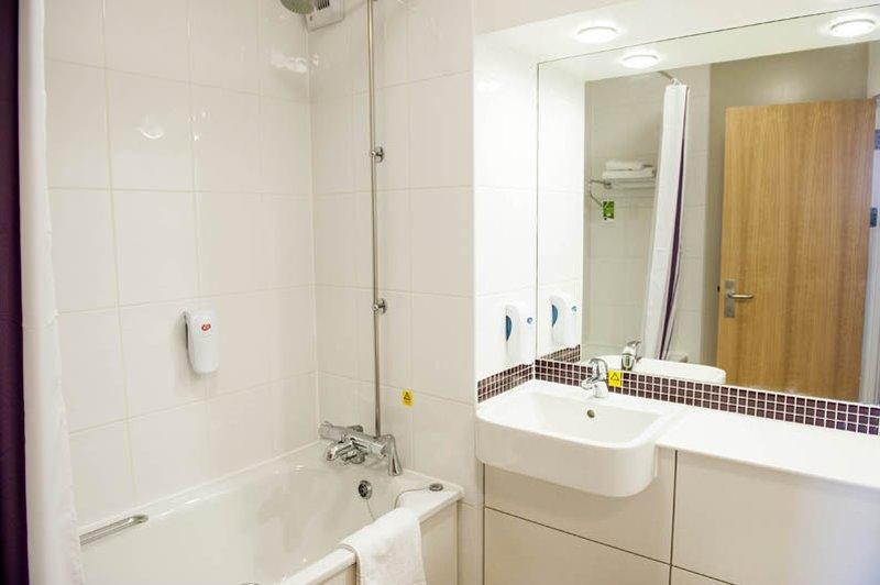 Premier Inn Leamington Spa Town Centre Eksteriør billede